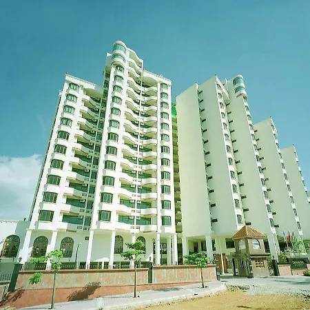 Century Bay Private Residences Sungai Dua Bukit Exterior photo
