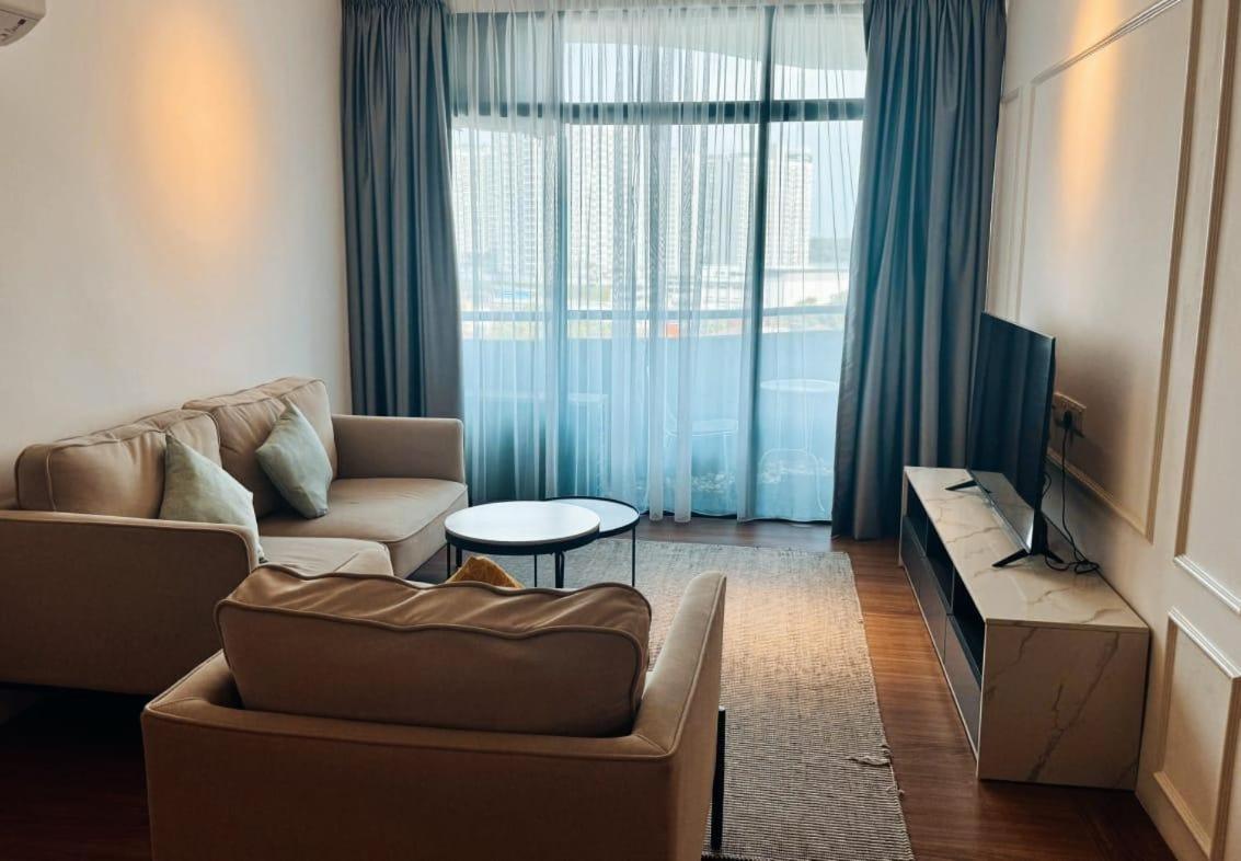 Apartment Century Bay Private Residences