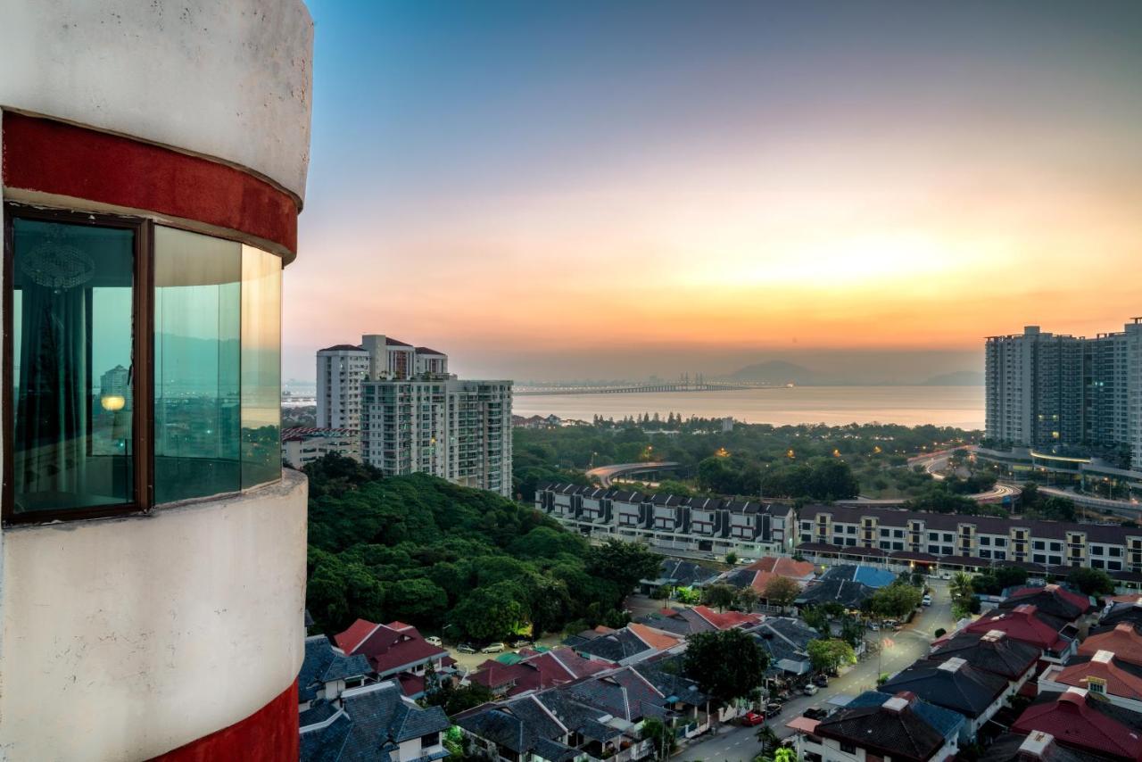 Apartemen Century Bay Private Residences